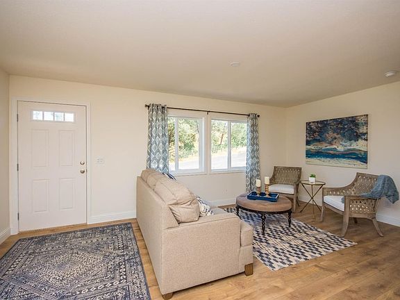 5th image of 1035 Rimrock Drive