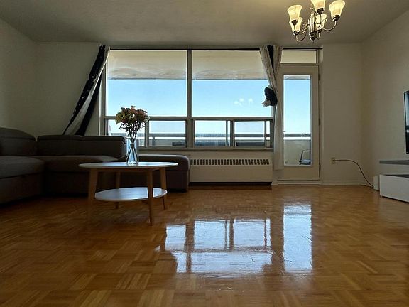 4th image of 505 Cummer Ave