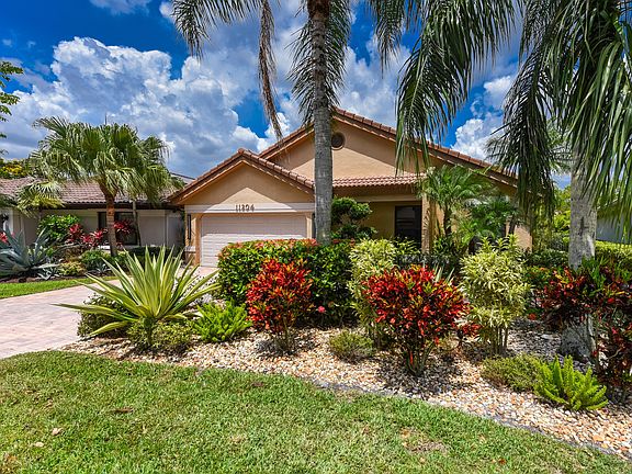 4th image of 11204 Clover Leaf Cir