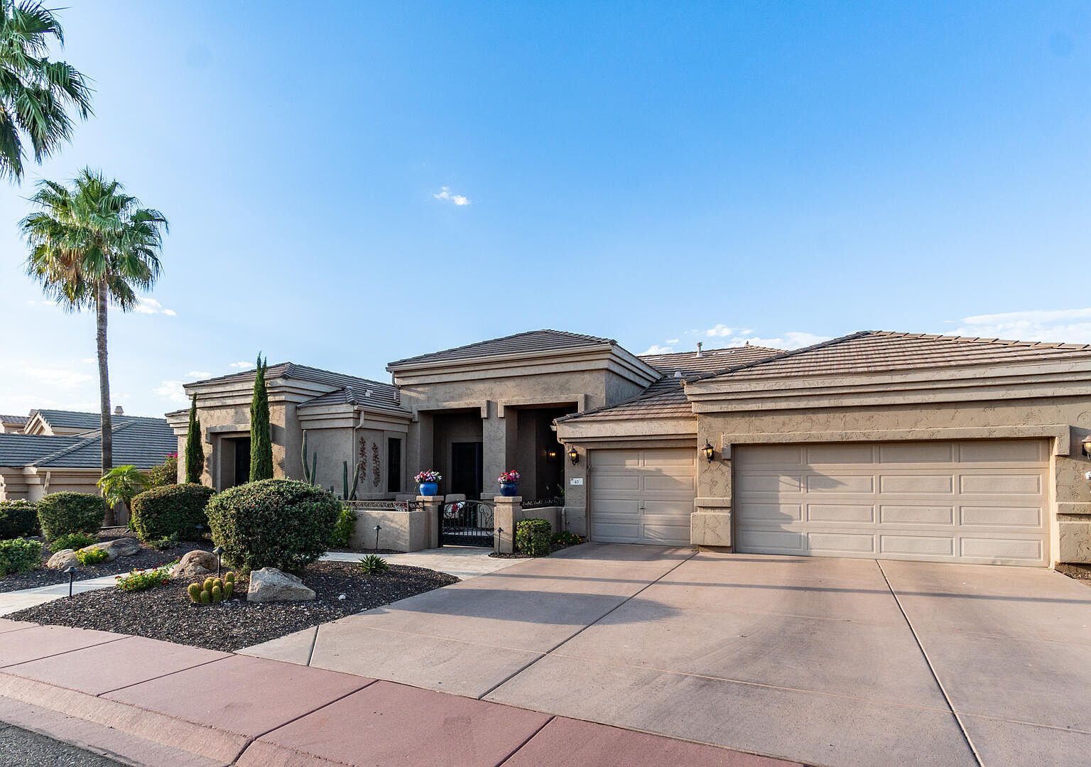 4055 N Recker Rd UNIT 40