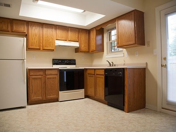 4th image of 3423 Gatewood Ct