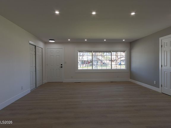4th image of 1605 Marian Ave