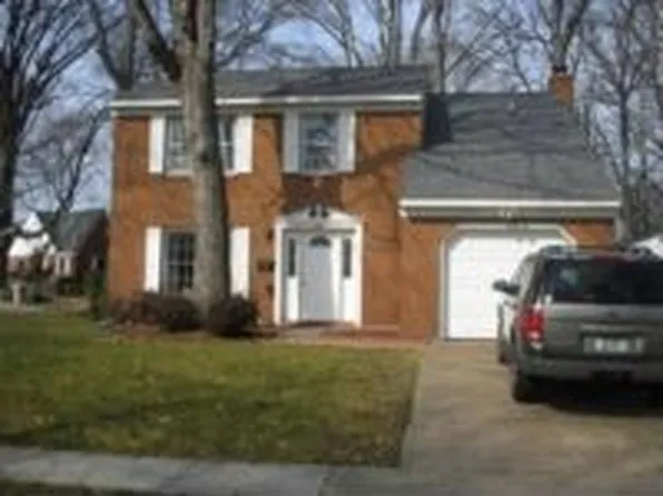 200 Battersea Rd, Norfolk, VA 23503