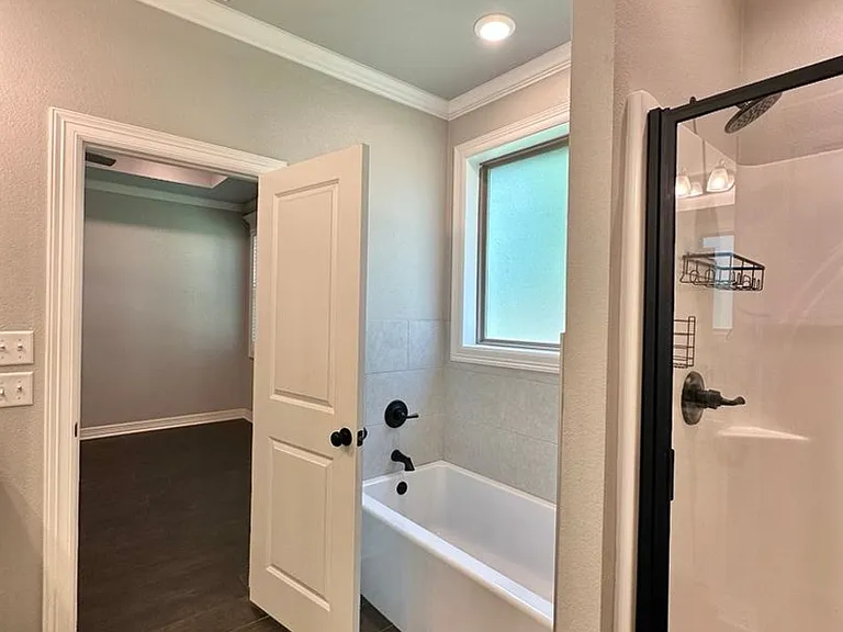 109 Rose Row Ln — Photo 18