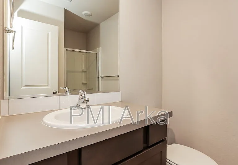 10823 32nd St NE — Photo 13