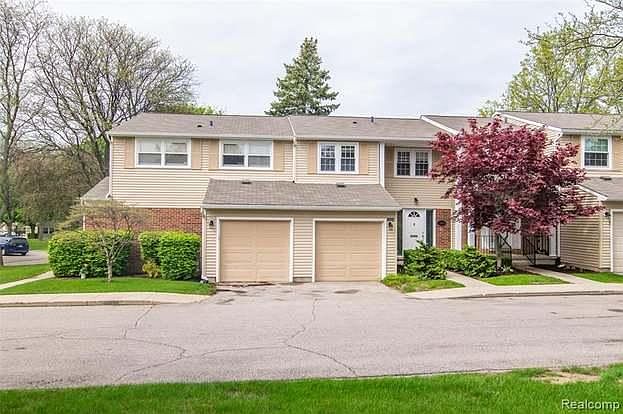 1st image of 5050 Buckingham