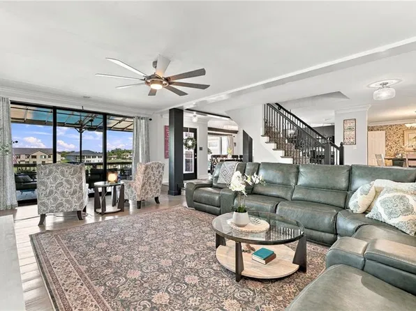 304 SW Green Teal St, Lees Summit, MO 64082