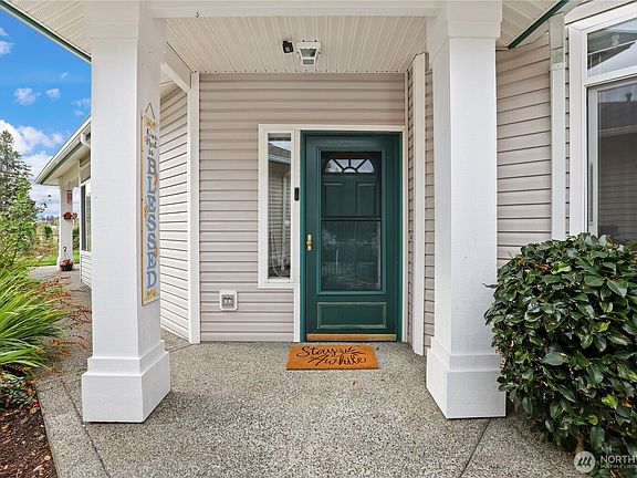2nd image of 1704 135th Street E