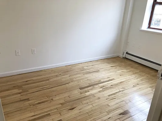 Rented by Town Residential | media 4