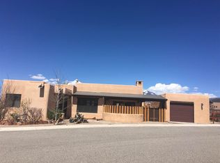 1315 Benny Ln, Taos, NM 87571