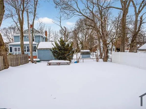 49 Springvale Ave, Lynn, MA 01904