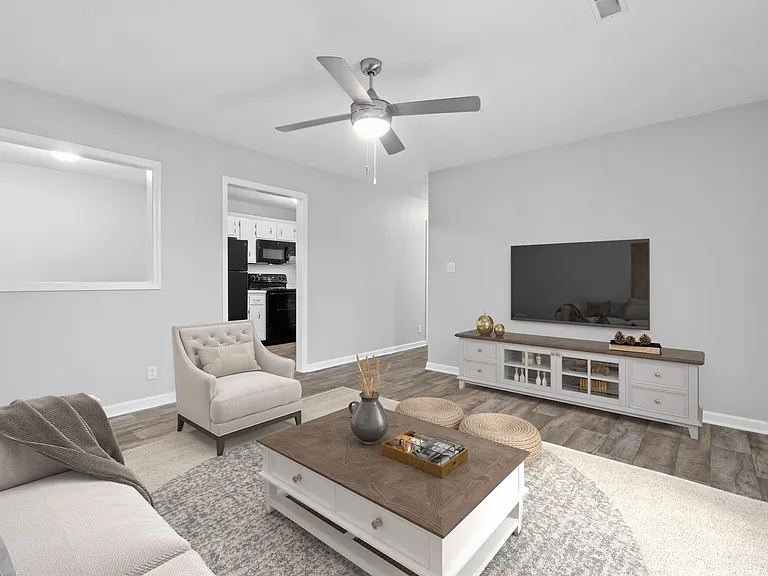 Highland Park Luxury Townhomes — Photo 23