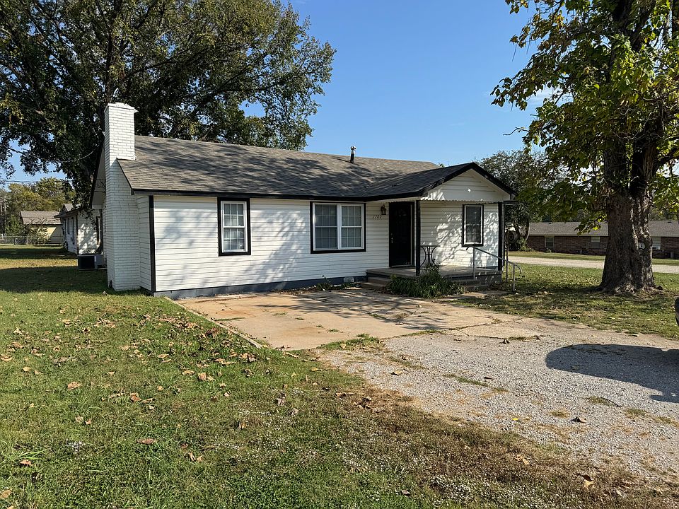 1st image of 1702 Archer Dr