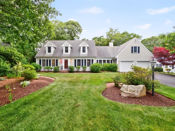 45 North Side Drive, East Dennis, MA 02641