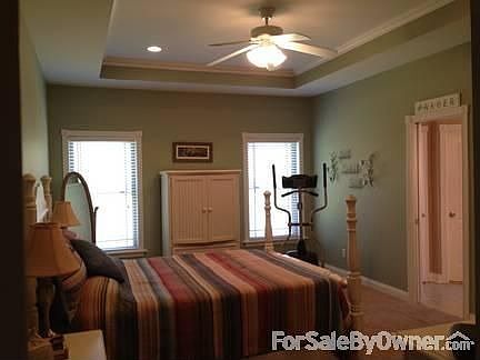 4th image of 169 Pare Ct