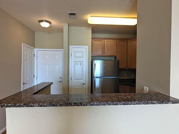 5th image of 3810 Lightfoot St Unit 309