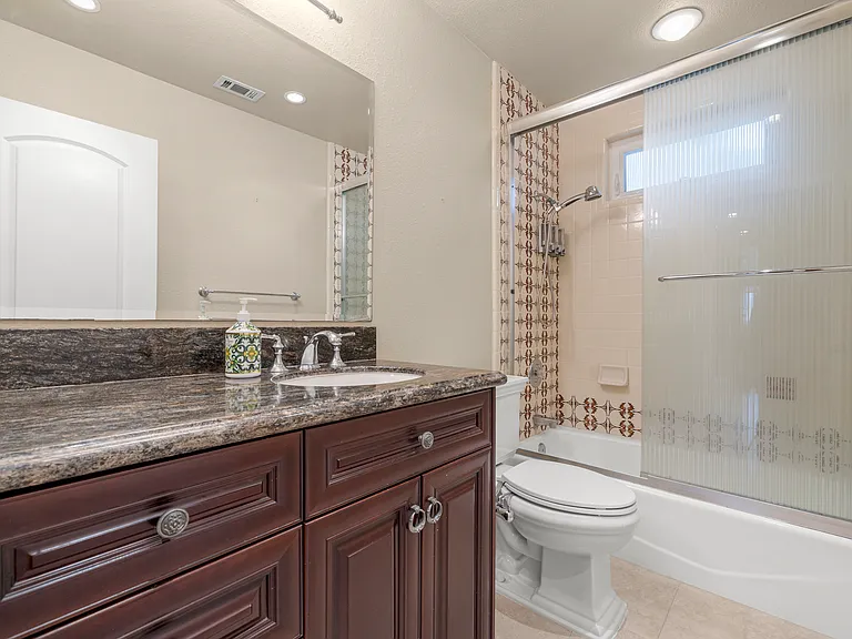 1315 Macadamia Dr — Photo 21