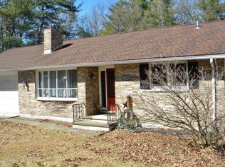 125 Pine Forest Rd, Greeley, PA 18425