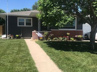 1211 Logan St, Holdrege, NE 68949