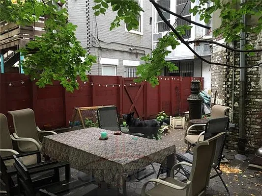 Rented by City Stop Realty | media 11