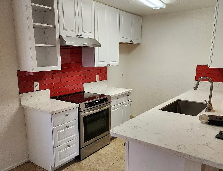 82145 Valencia Ave #12 — Photo 5