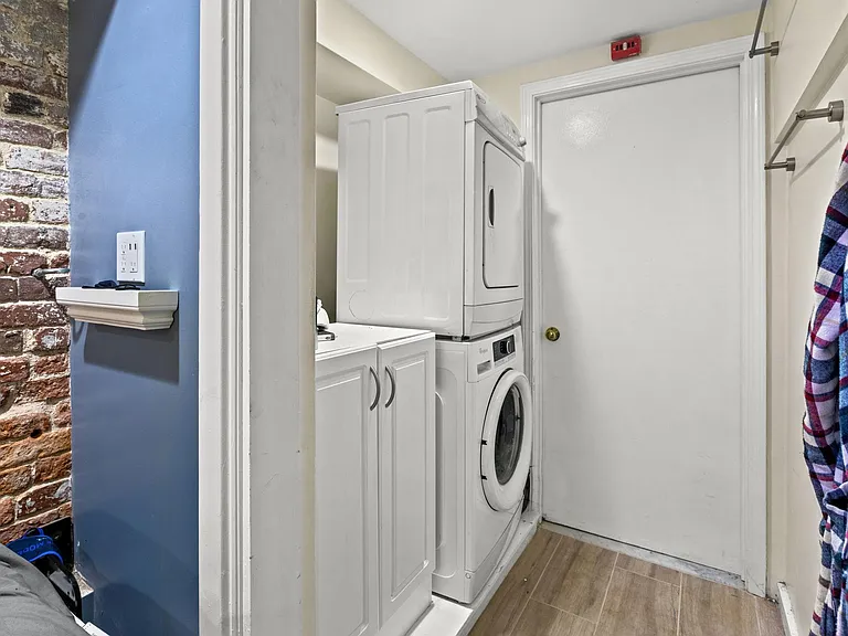 30 Dartmouth St #1 — Photo 10