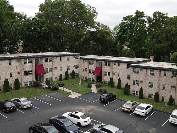 2nd image of 3807 Ferdinand Pl APT 21