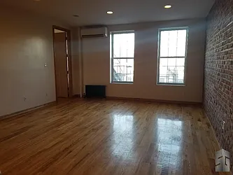 Rented by Skyline Group Real Estate