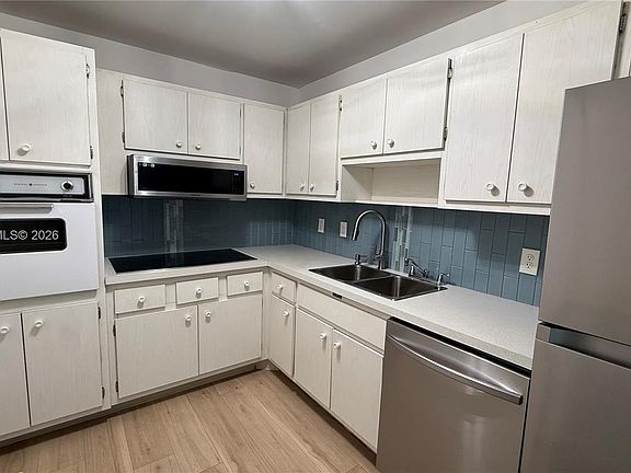 2nd image of 400 Kings Point Dr APT 316