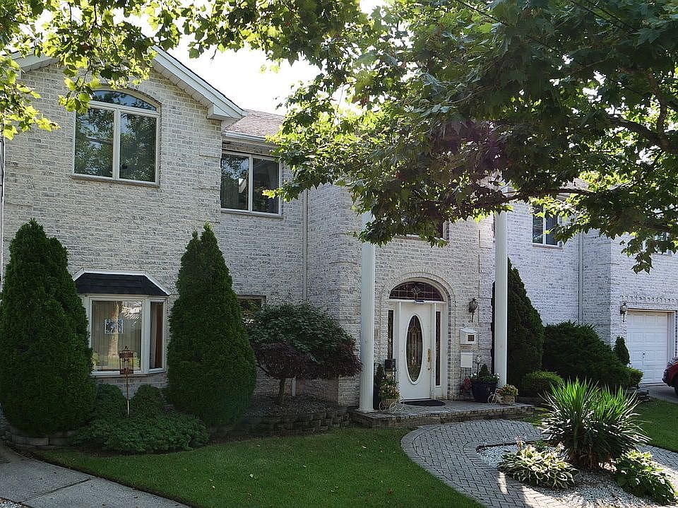 1st image of 255 Retford Ave