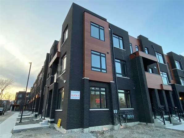 370 Red Maple Rd, Richmond Hill, ON