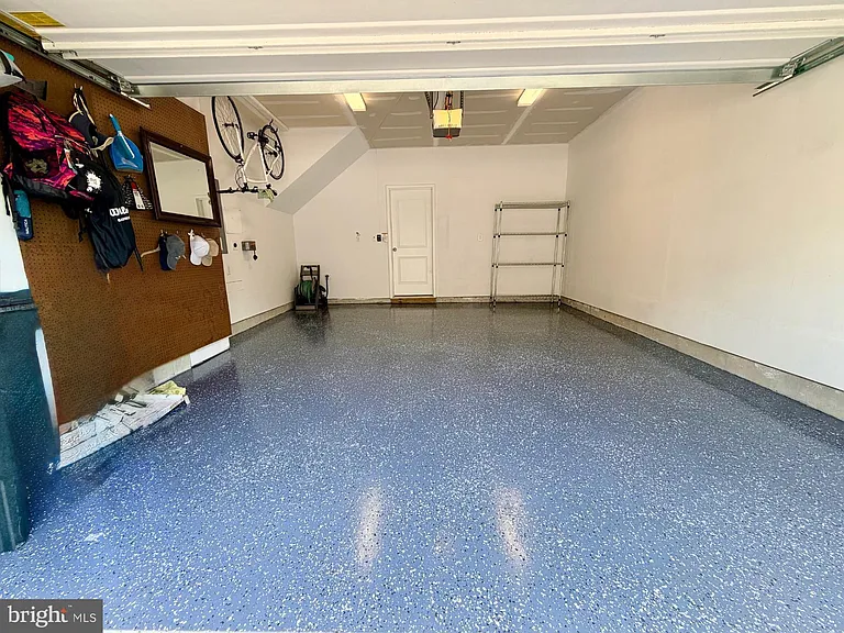 337 Dawson Pl — Photo 4
