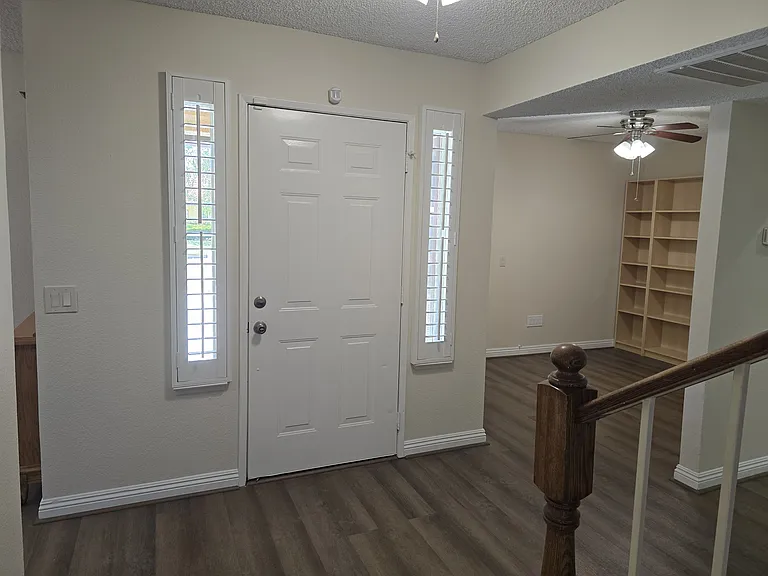 11643 Ash St — Photo 2