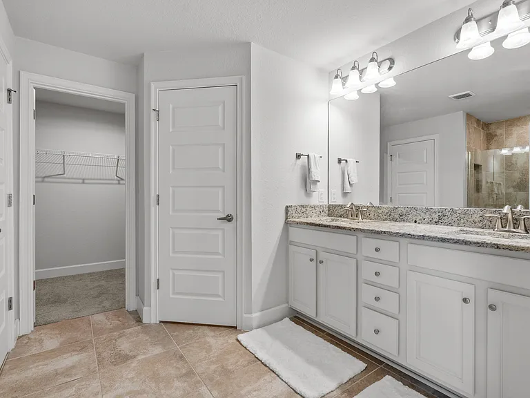 249 Rotonda Blvd W — Photo 28