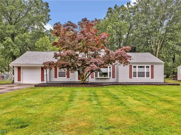 51 Manning Dr, Berea, OH 44017