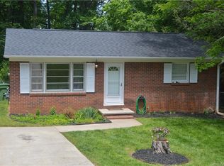 411 Holly Hill Rd, Dallas, NC 28034