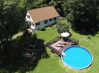 82 Momrow Rd, Averill Park, NY 12018