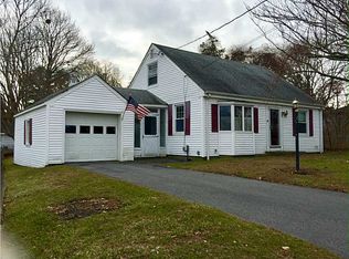 19 President Ave, Portsmouth, RI 02871