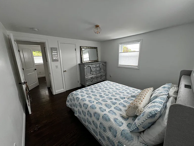 340 Old Mill Ln — Photo 8