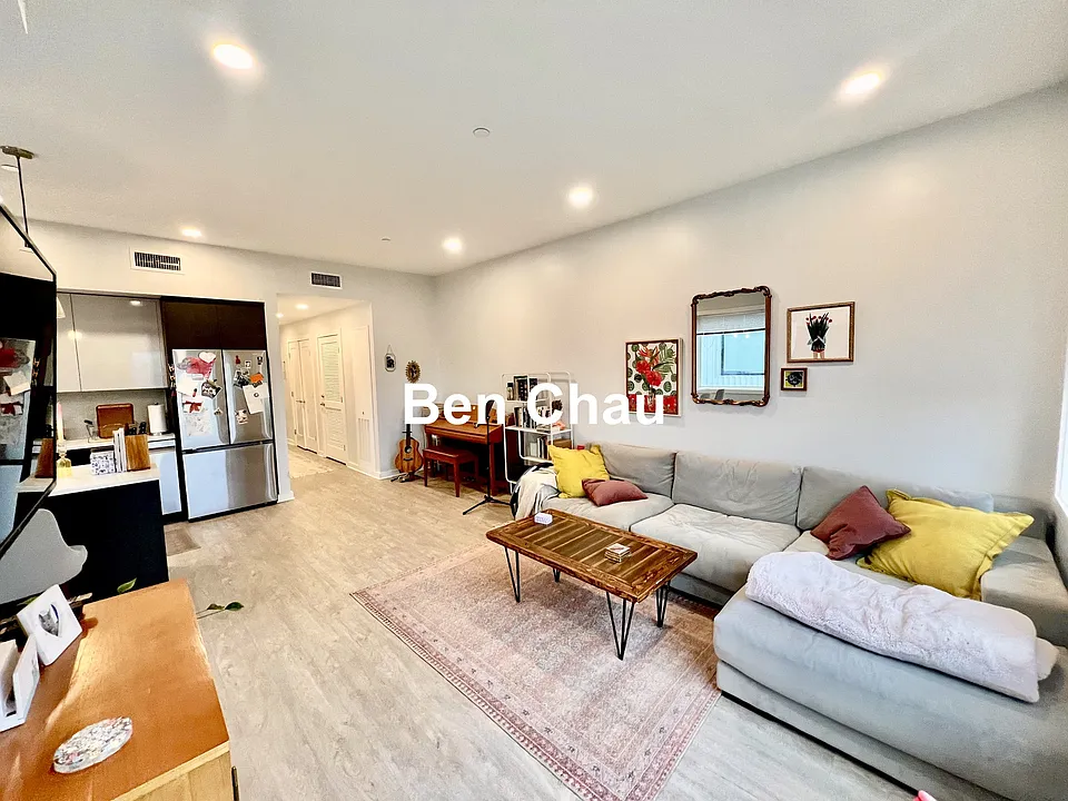 14 Ward St #204B