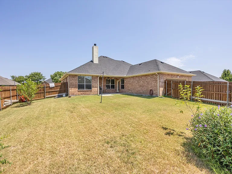 200 Shadybrook Dr — Photo 42