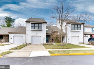 9 Beverly Ct, Robbinsville, NJ 08691