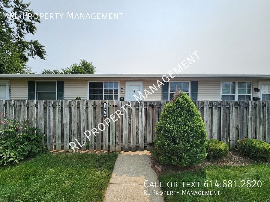 1st image of 1998 Willoway Ct N #1998