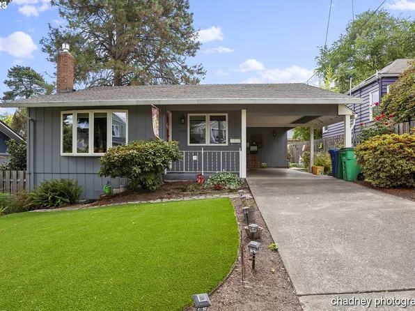 1502 SW Hume Ct, Portland, OR 97219