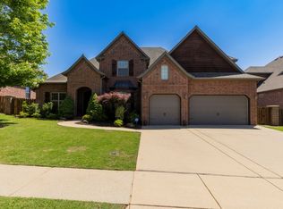 4705 Willowridge Way, Rogers, AR 72758