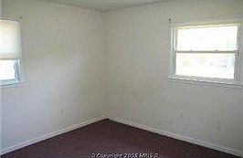2nd image of 9426 Victoria St