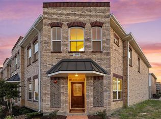 210 Emma Dr, Lewisville, TX 75057