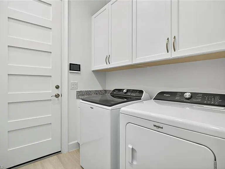 8877 Yucatan Ct — Photo 24