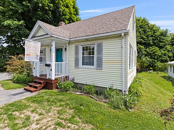 4th image of 153 Auburn Street