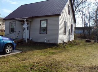 305 S 7th St, Cornell, WI 54732